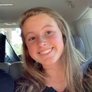 Meet your Posher, Lizzie